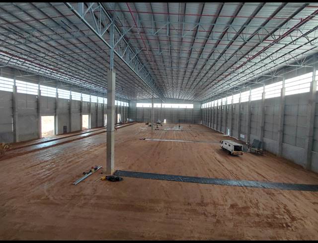 6,702M² WAREHOUSE TO LET IN BREDELL